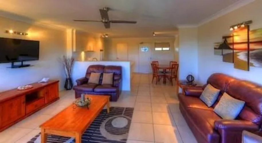 Lamor Apartments
