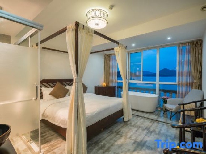 Standard Double room with sea view