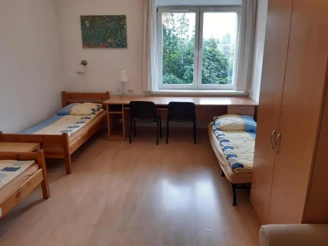 3 Bedrooms Apartment