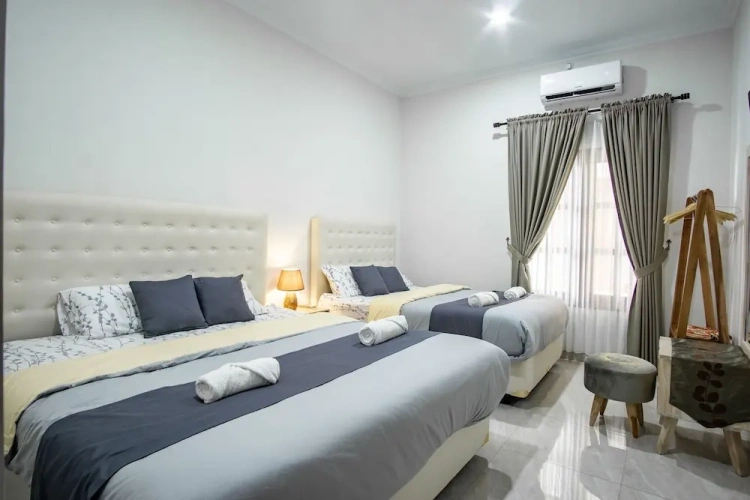 3 Bedrooms Villa