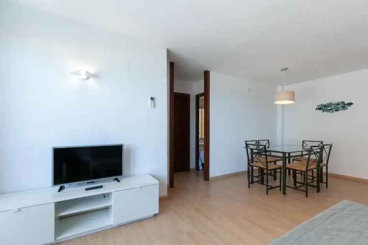 UHC Mexico I Apartments
