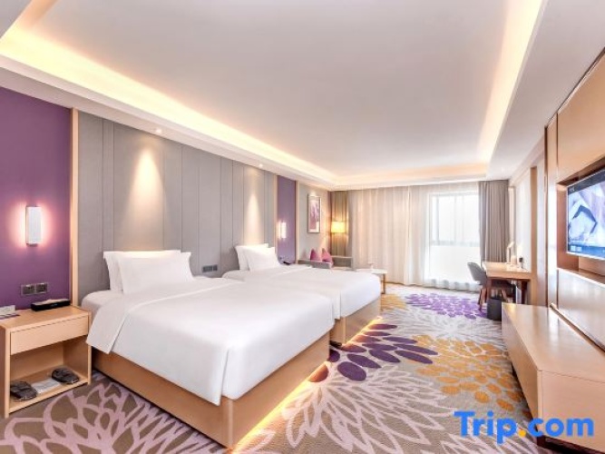 Deluxe Twin room with view