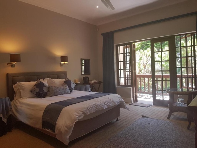 Standard Double room with pool view