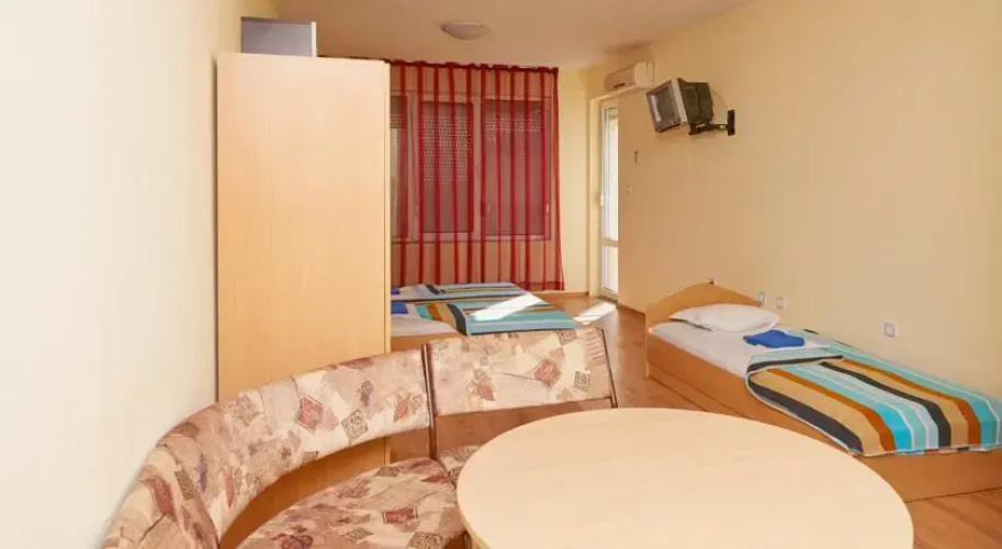 Evi Apartments 2