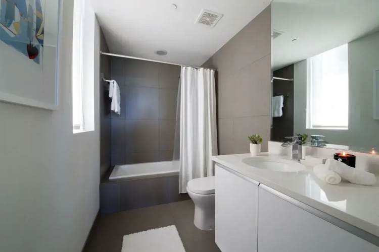 Domio Miami Beach Beachfront Ocean View + Balcony 1 BR