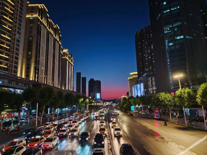 Atour S Hotel Wuhan Zhong Nan Road Dream Plaza