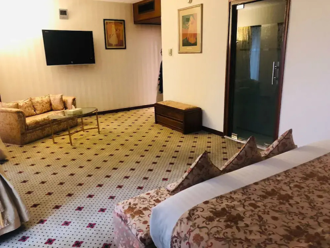 Avari Lahore