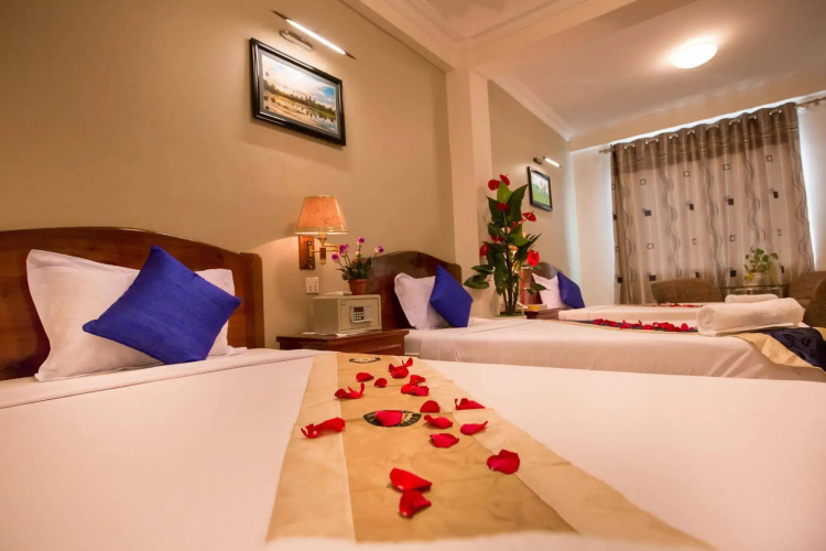 Hang Neak Hotel