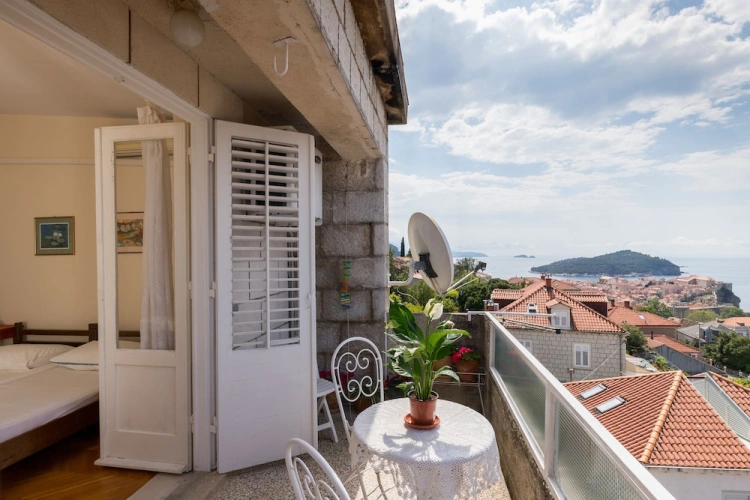 Studio with balcony