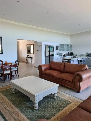 10 on Aquavista Addo River View Villa