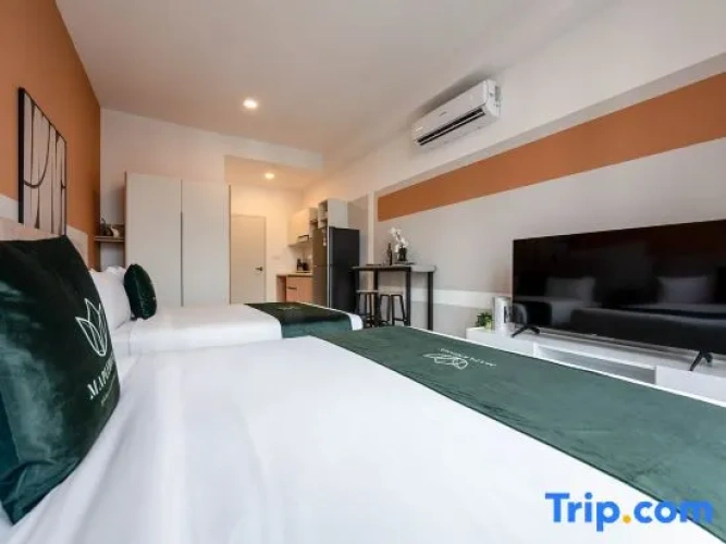 Deluxe Family Suite