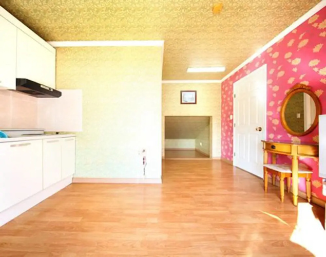 Modern Hill Pension