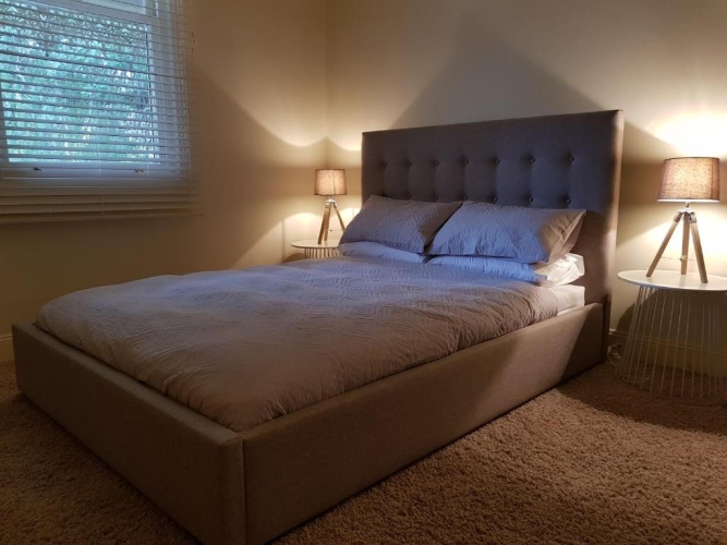 2 Bedrooms Cottage