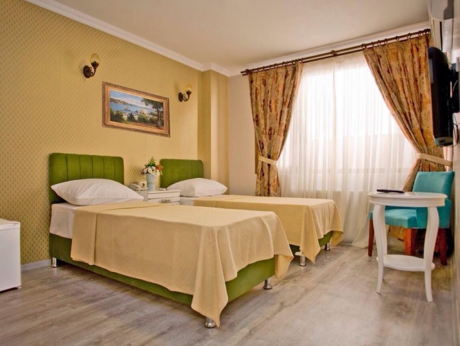 Deluxe Family Suite