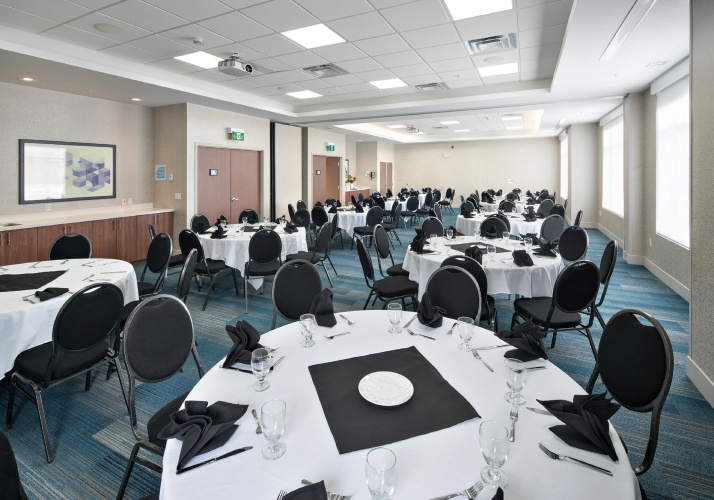 Holiday Inn Express & Suites Hinton photo 22