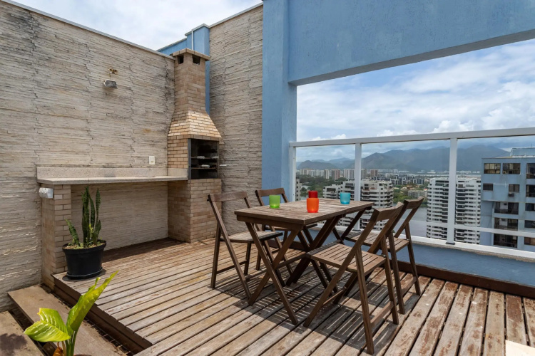 Pineapples LC2207 | Coverage in Barra da Tijuca