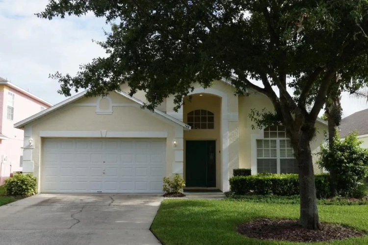 4 Bedrooms Cottage