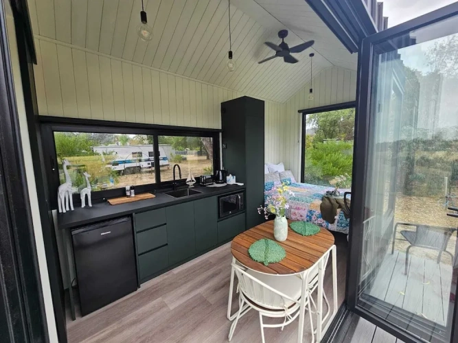 Standard Double room with land view