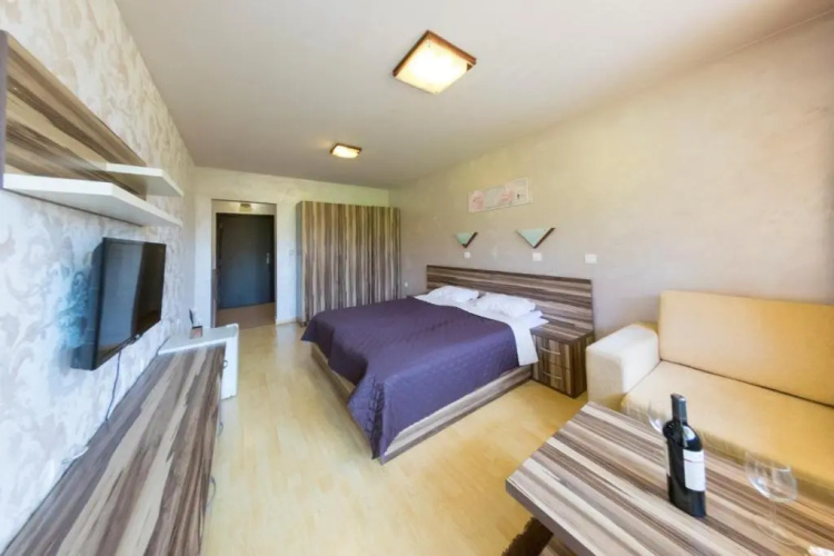 Forest Nook Aparthotel