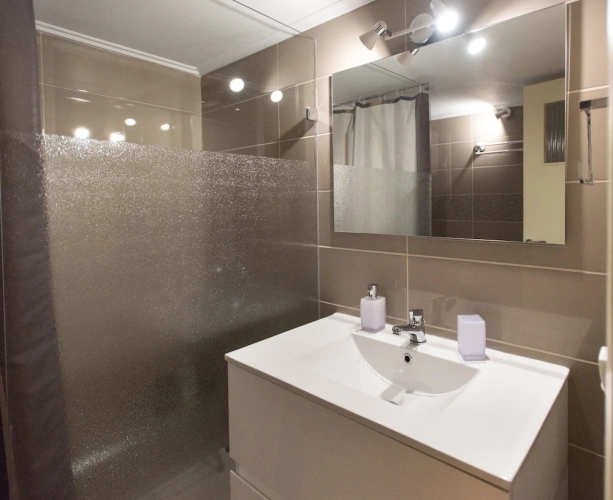 1 Bedroom Apartment with balcony
