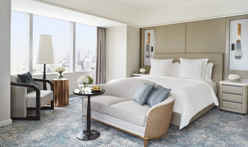 Four Seasons Hotel Riyadh At Kingdom Center