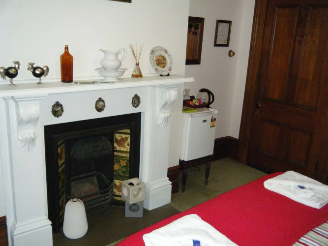 Collingwood Manor Bed & Breakfast