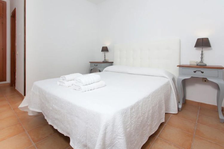 Anahi Home Drago 14