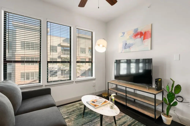 Kasa Houston Museum District Apartments