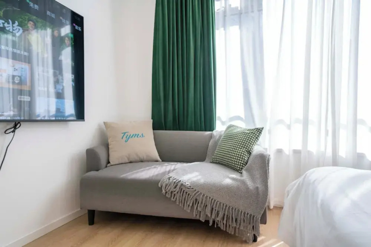 Tyms Xuhui Spacious 1BR APT