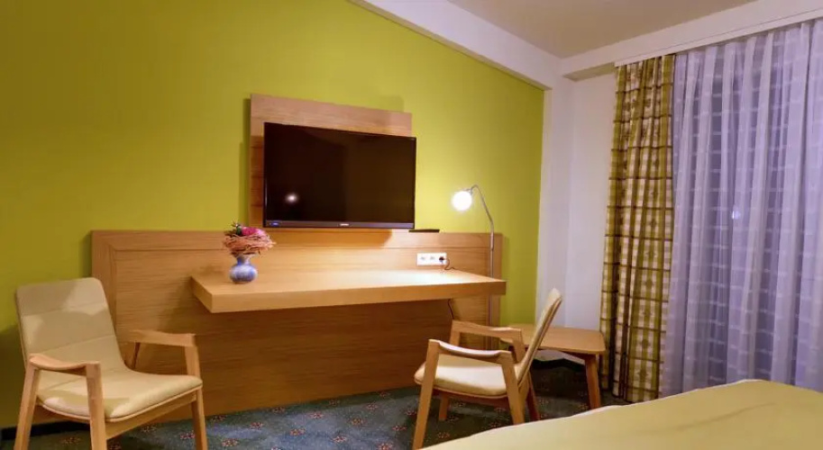 Hotel & Restaurant Waldcafe Hettstedt