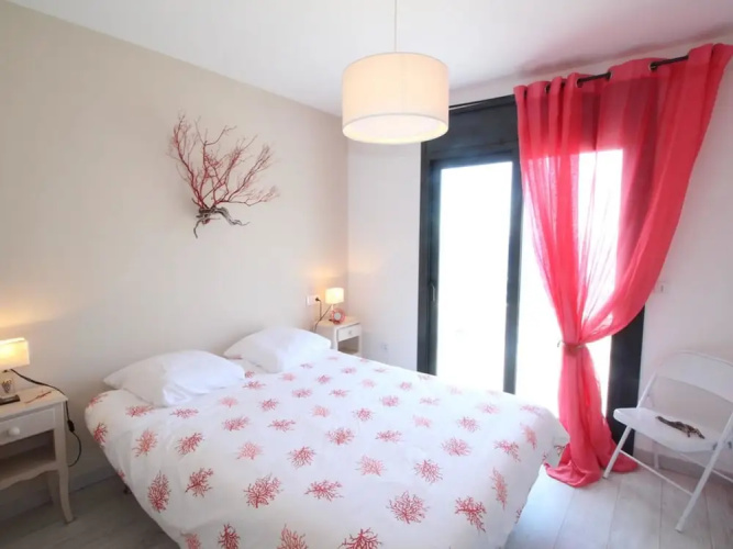 8007 Villa Velasquez
