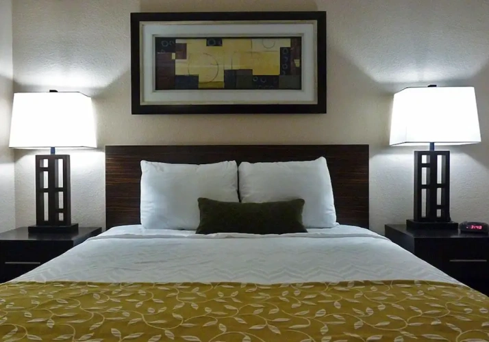 Standard room with balcony