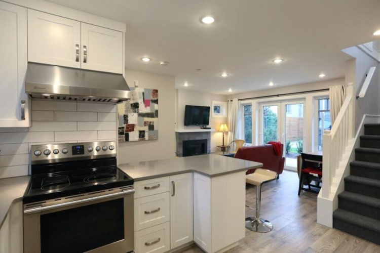 2 Bedrooms Cottage