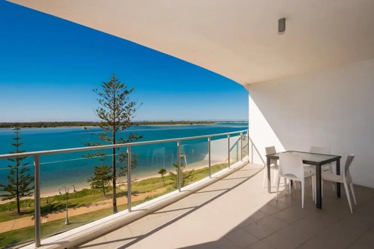 1 Bedroom Standard room with water view