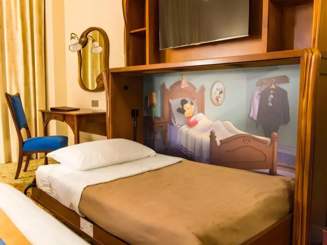 Shanghai Disneyland Hotel