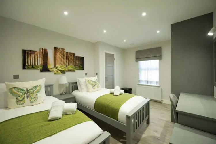Premier Apartment