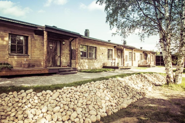 2 Bedrooms Cottage