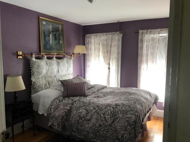 Standard Quadruple Suite