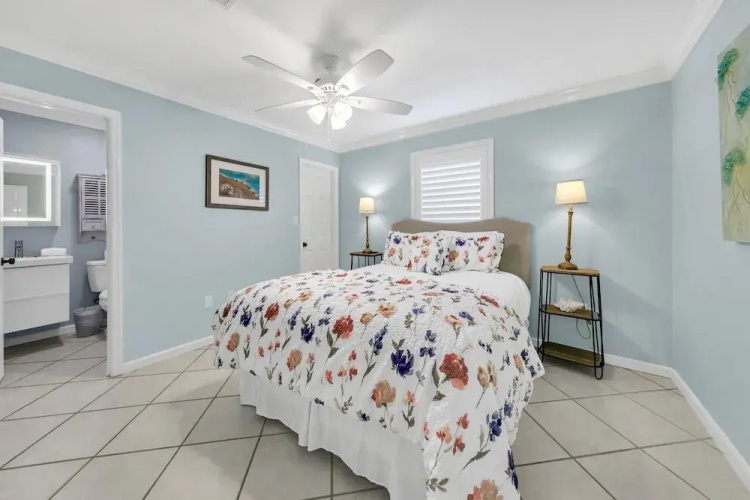 Beachside Villas 412
