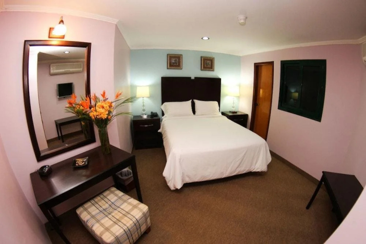 Santa Fe Inn Hotel