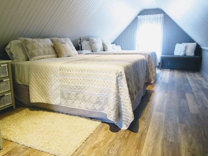 Quadruple Apartment