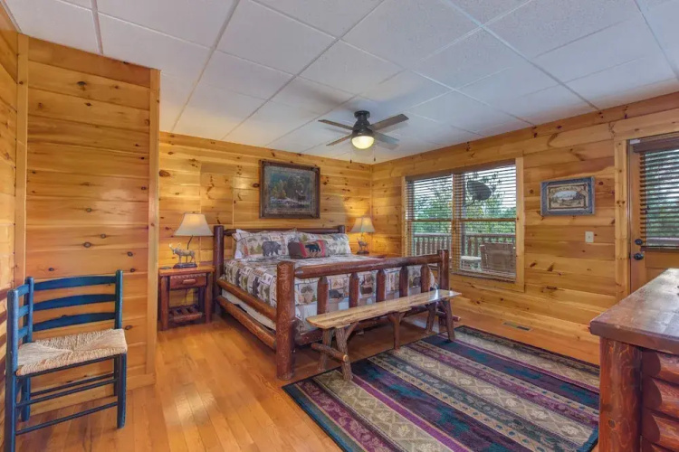Dancing Bear Lodge