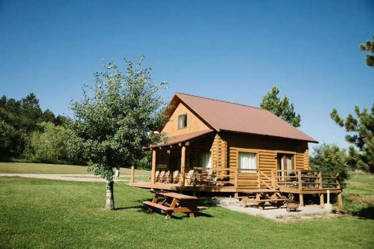 3 Bedrooms Cottage