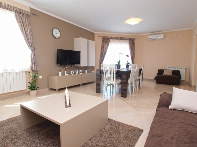 3 Bedrooms Standard Apartment with balcony