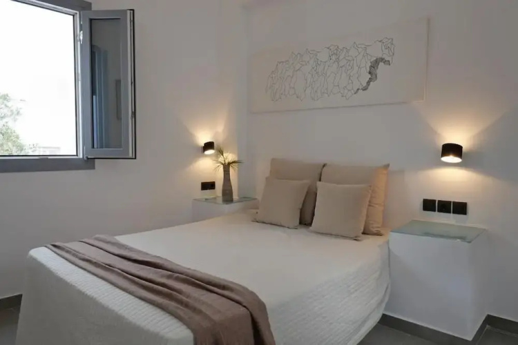 Perissa Blue Dome Rooms