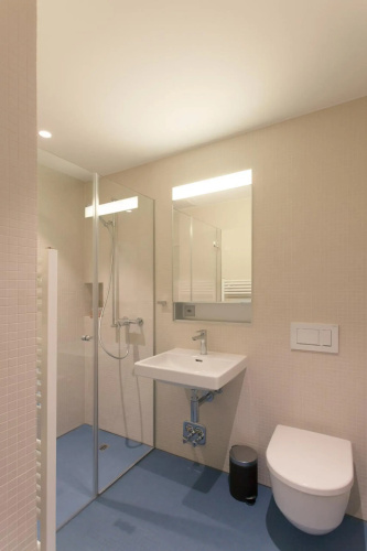 HITrental Town Hall Apartments