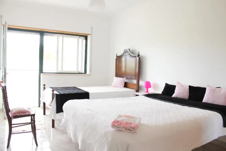 3 Bedrooms Cottage