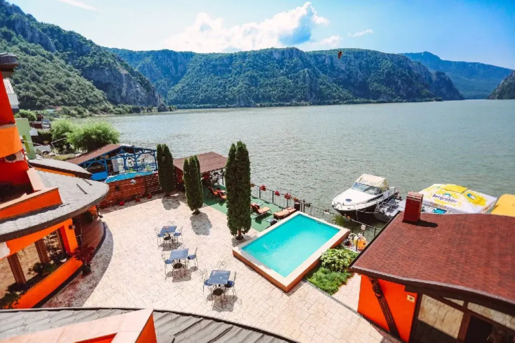 BellaVista Danubio
