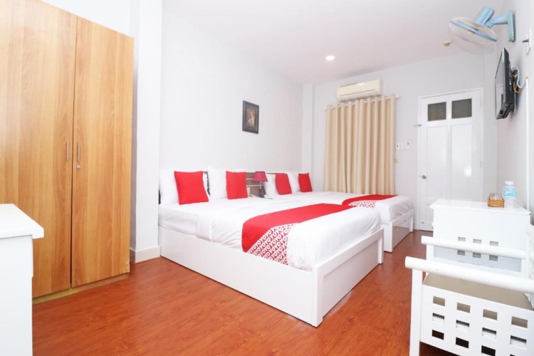 Superior Twin room with city view