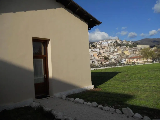 Standard Triple room with view
